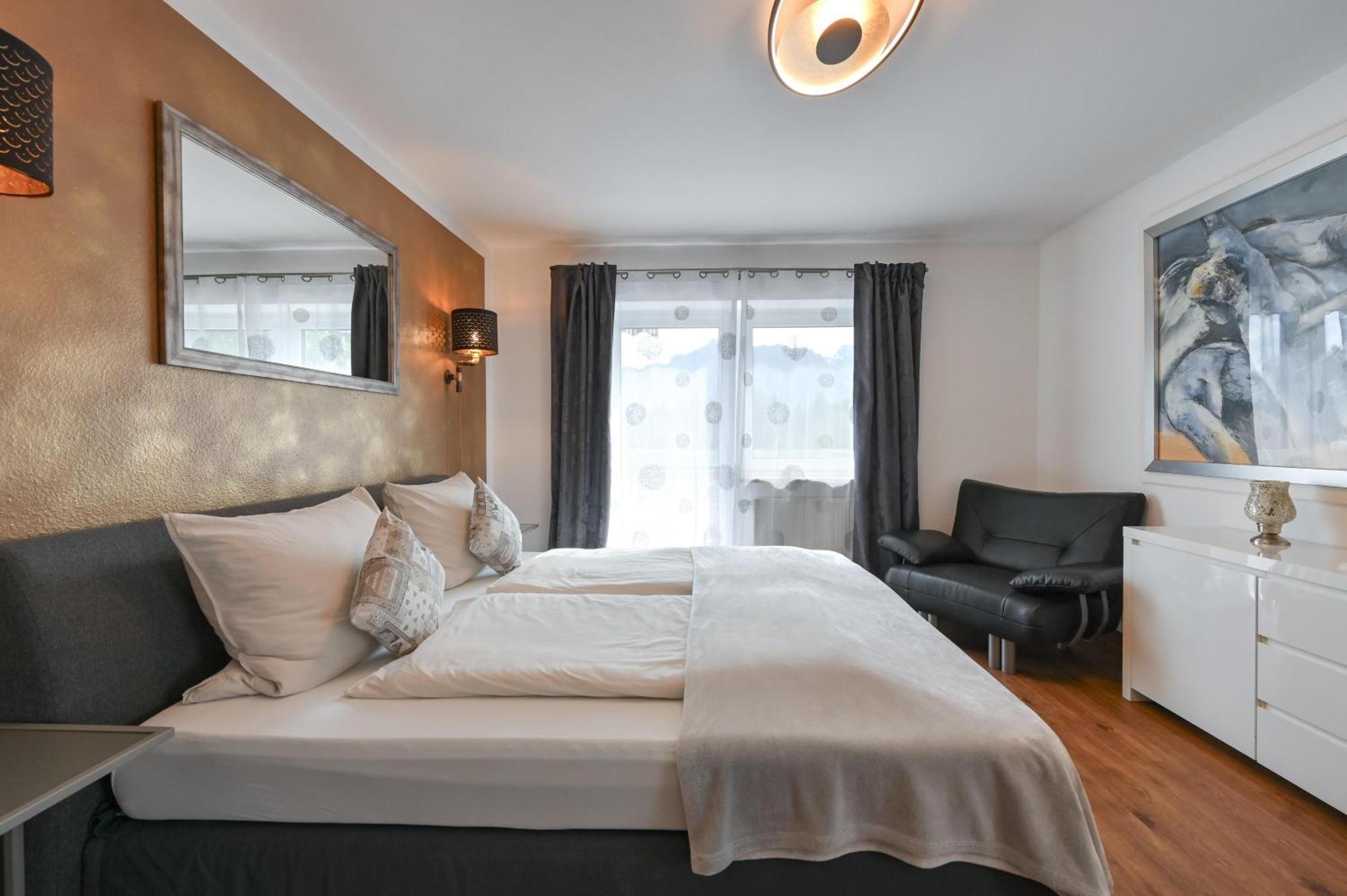 Ferienwohnung Herzstueck Im Haus Schlossblick Füssen Extérieur photo