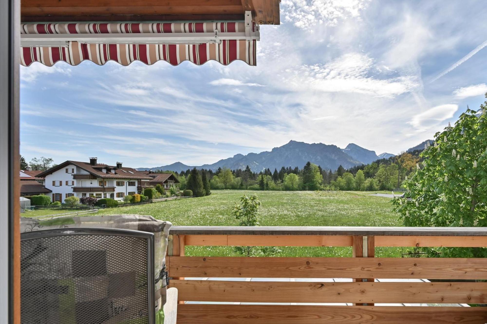 Ferienwohnung Herzstueck Im Haus Schlossblick Füssen Extérieur photo